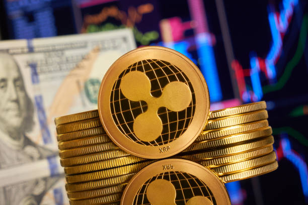 Ripple's XRP declined 3% in the early trading hours on Friday as on-chain and technical indicators signify that bulls are losing steam. 