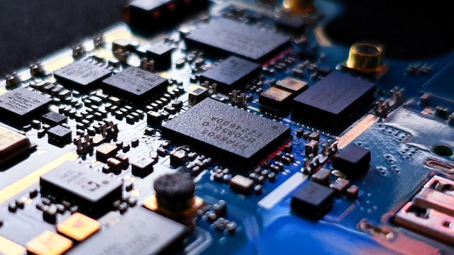 Semiconductor stocks are rebounding after a recent pullback, but this week's earnings from major chipmakers could determine whether the AI rally has further room to run. Discover the key companies to watch, what analysts expect, and the potential impact on AI-related stocks.