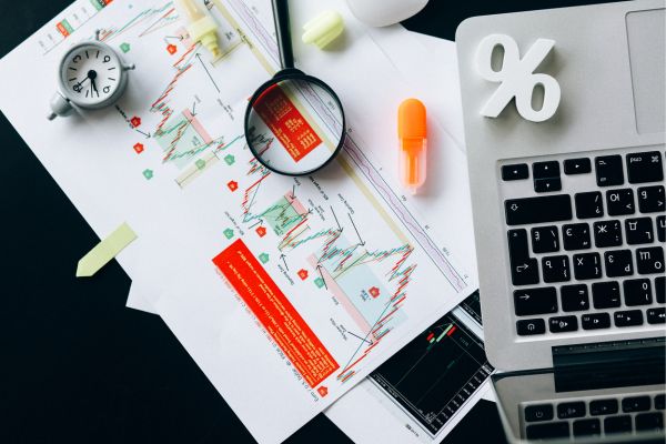 Looking for the best forex broker for beginners in Australia? Compare 7 brokers on regulation, fees, platforms, demo accounts and beginner-friendly features. 