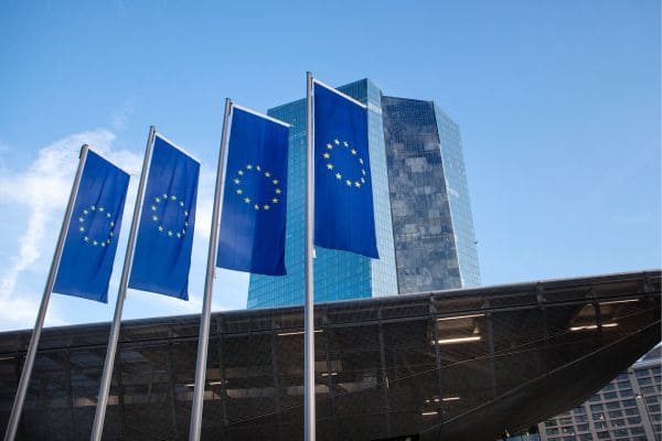 With the ECB likely holding rates steady at 2.15% and the Fed potentially extending cuts into 2026, EUR/USD may test 1.20 if Eurozone growth proves resilient, but weaker growth and an ECB pivot could pull the pair back toward 1.13 and potentially 1.10.