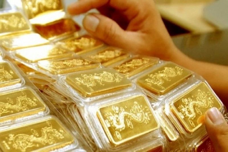 Đối với nhiều người Việt Nam, vàng SJC từ lâu đã trở thành một sản phẩm không chỉ có ý nghĩa về vật chất mà còn giá trị về văn hóa và tinh thần, là biểu tượng của sự giàu có và may mắn. 
