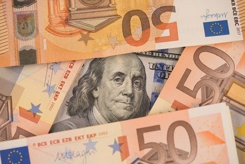 El par EUR/USD extiende sus ganancias el viernes, cotizando alrededor de 1.1745 en la sesión europea temprana, en camino de registrar una segunda ganancia semanal consecutiva