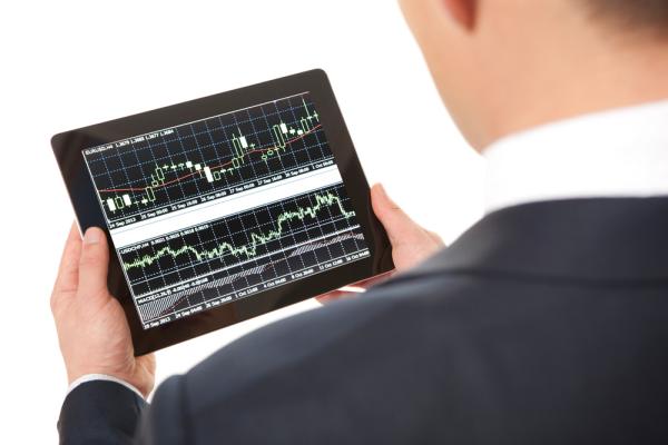 Discover the 8 best share trading platforms in Australia for 2026. Compare fees, features, brokers, and tools to find the ideal platform for investing in stocks—perfect for both beginners and experienced traders.