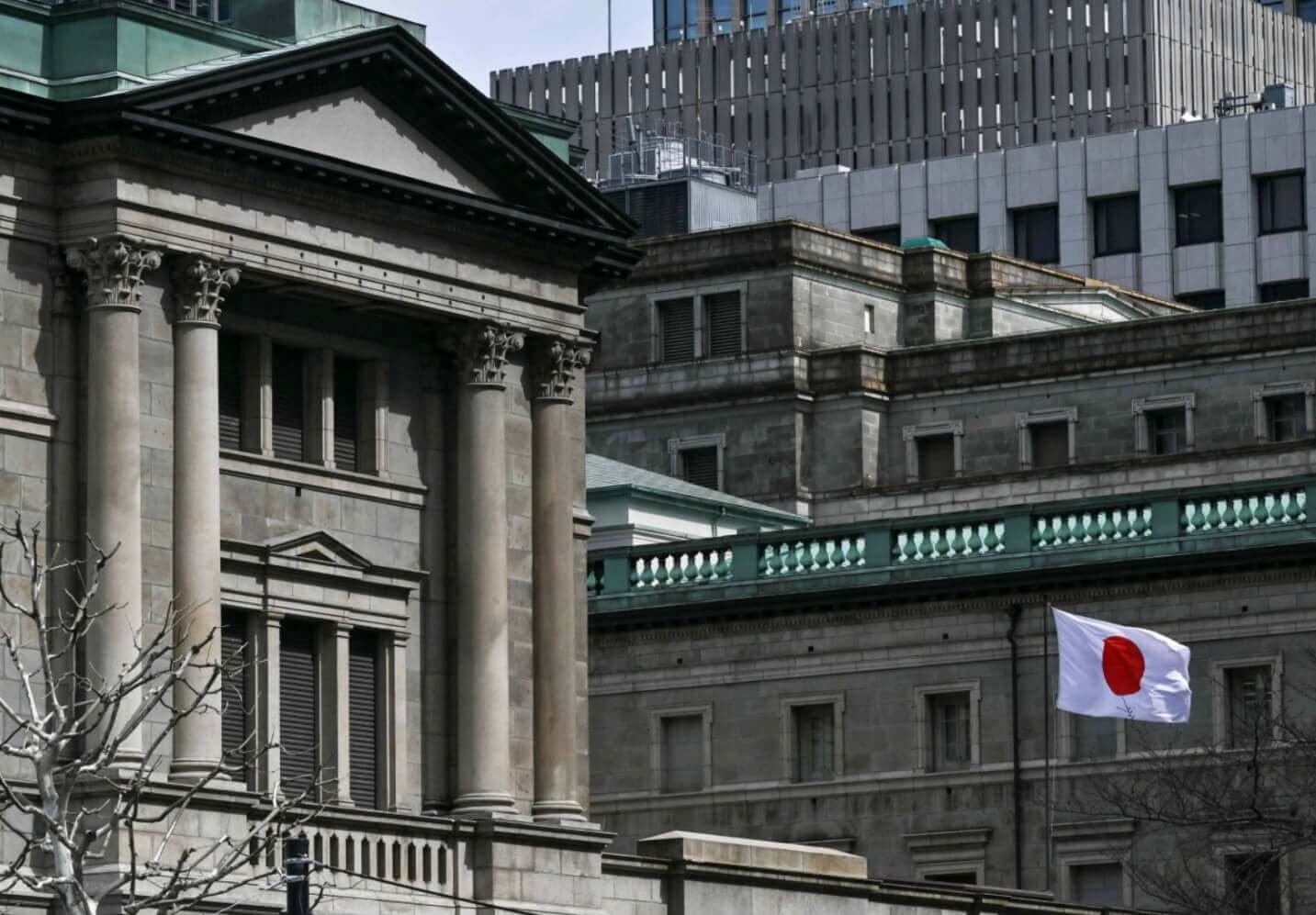 11月21日，日本政府批准了一項規模達21.3兆日圓的經濟�刺激方案。除非日本央行升息，否則美元/日圓突破160只是時間問題。
