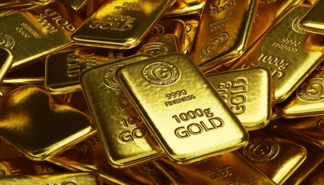 Gold price is testing US$4,300 ahead of the July US jobs report. Explore the key drivers, XAU/USD technical levels and gold price forecast for Australian traders.