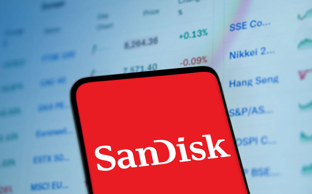 SanDisk stock has surged 35% on AI-driven NAND demand. Explore why SNDK is rising, its growth outlook, key risks and whether SanDisk stock is still a buy in 2026. 