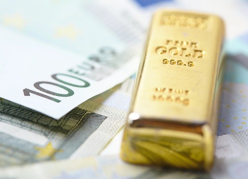 O preço do ouro (XAU/USD) anda de lado, cotado em torno de US$ 4.140, nos negócios da Ásia nesta terça-feira, após uma abertura ligeiramente fraca.