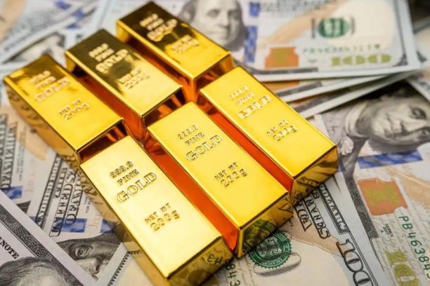Gold price falls below US$4,000 on 23 October 2026. Explore XAU/USD support, resistance, Fed outlook and gold CFD trading opportunities in Australia.