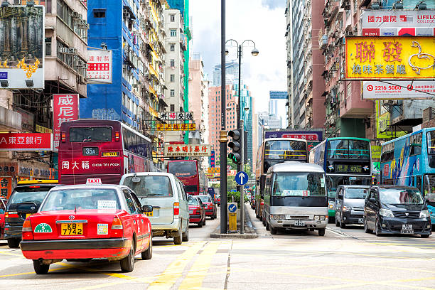 看盤軟件上跳動的紅綠K線，是日本米商在300年前，刻在賬簿上的財富密碼。這些圖形不僅記錄着價格，更承載着�東方交易智慧的精髓——酒田戰法。