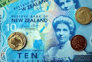 In Friday's session, the NZD/USD took a slight break from its continual downward trajectory, mildly rebounding to 0.5890. 